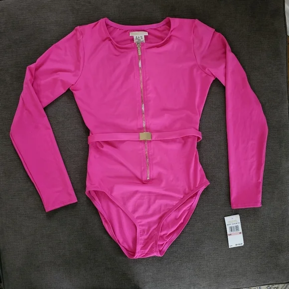 Michael Kors Pink long Sleeve Zip Up Logo Belt One Piece Paddle Swimsuit Size 8 - Picture 1 of 10
